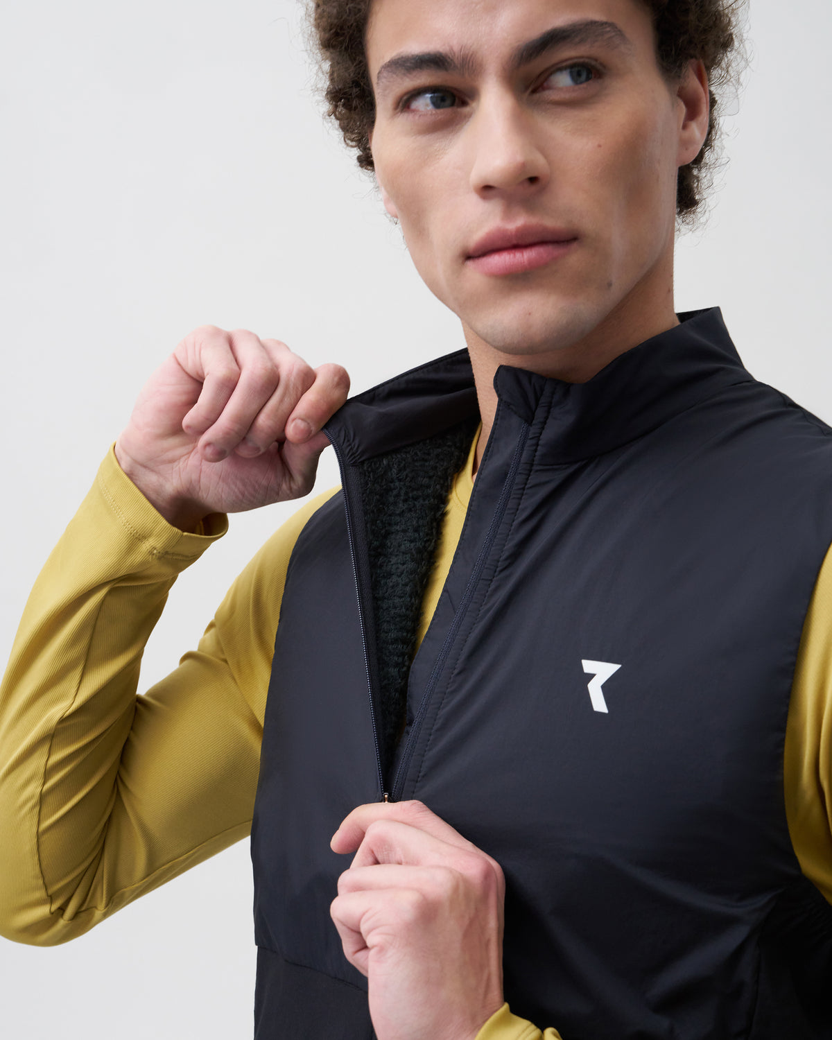 Phantom Running Insulated Vest Men