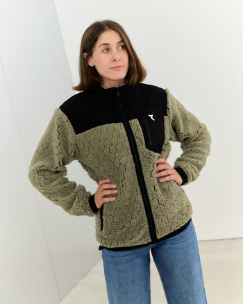 Lookbook Aethera Thermal Fleece Jacket 38