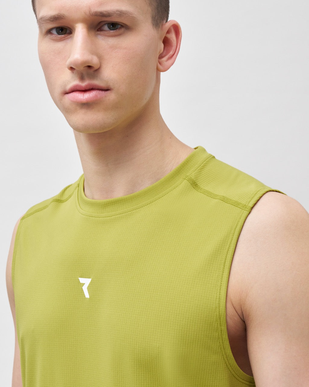 Spectra Running Tank Men