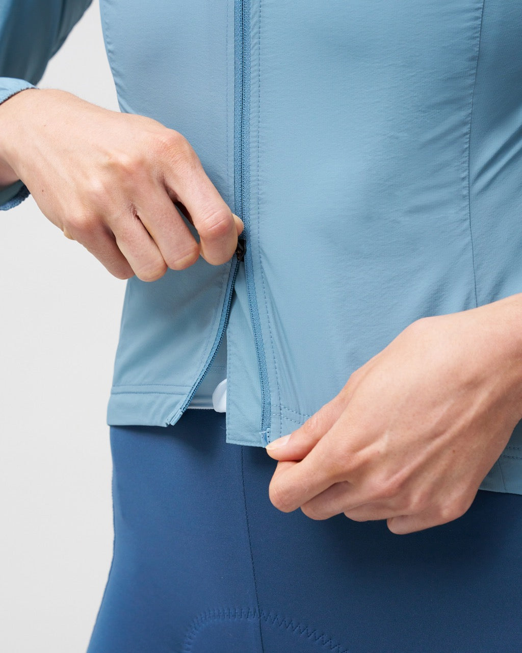 Signature Cycling Wind Jacket Women